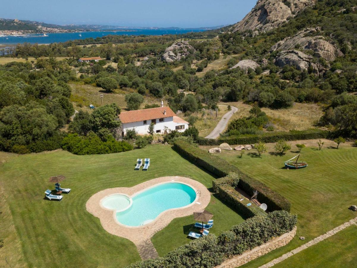 Villa Iris With Pool Baja Sardinia Exteriör bild